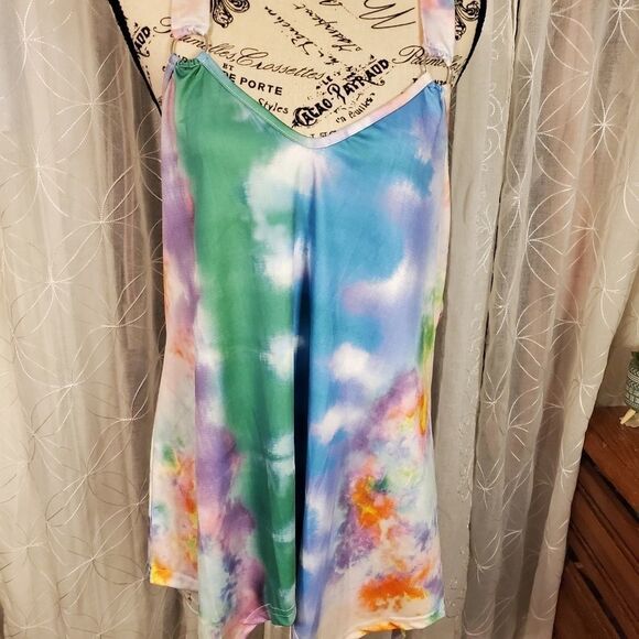 Rosegal multicolored chain link racerback satin tank top size large NWT - Picture 2 of 7